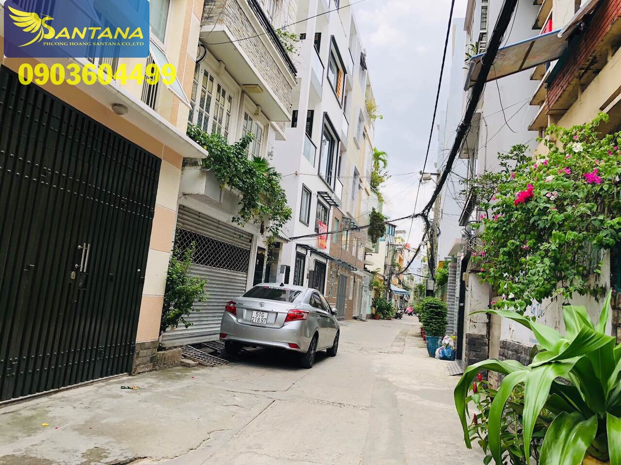 Ngôi nhà t.kế tuyệt đẹp mang ta trở về ký ức tuổi thơ : Nhà 3 lầu hẻm ôtô khu VIP Hồ Biểu Chánh